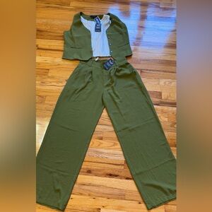 Vest and pant set new with tag